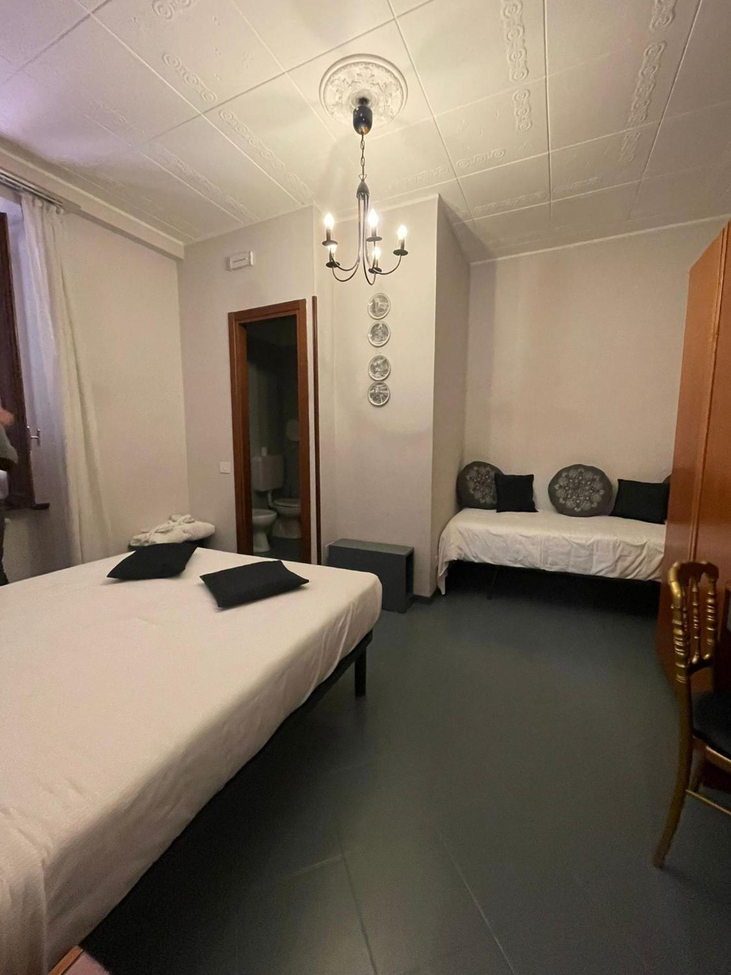 Hotel La Bussola Cittiglio Zewnętrze zdjęcie